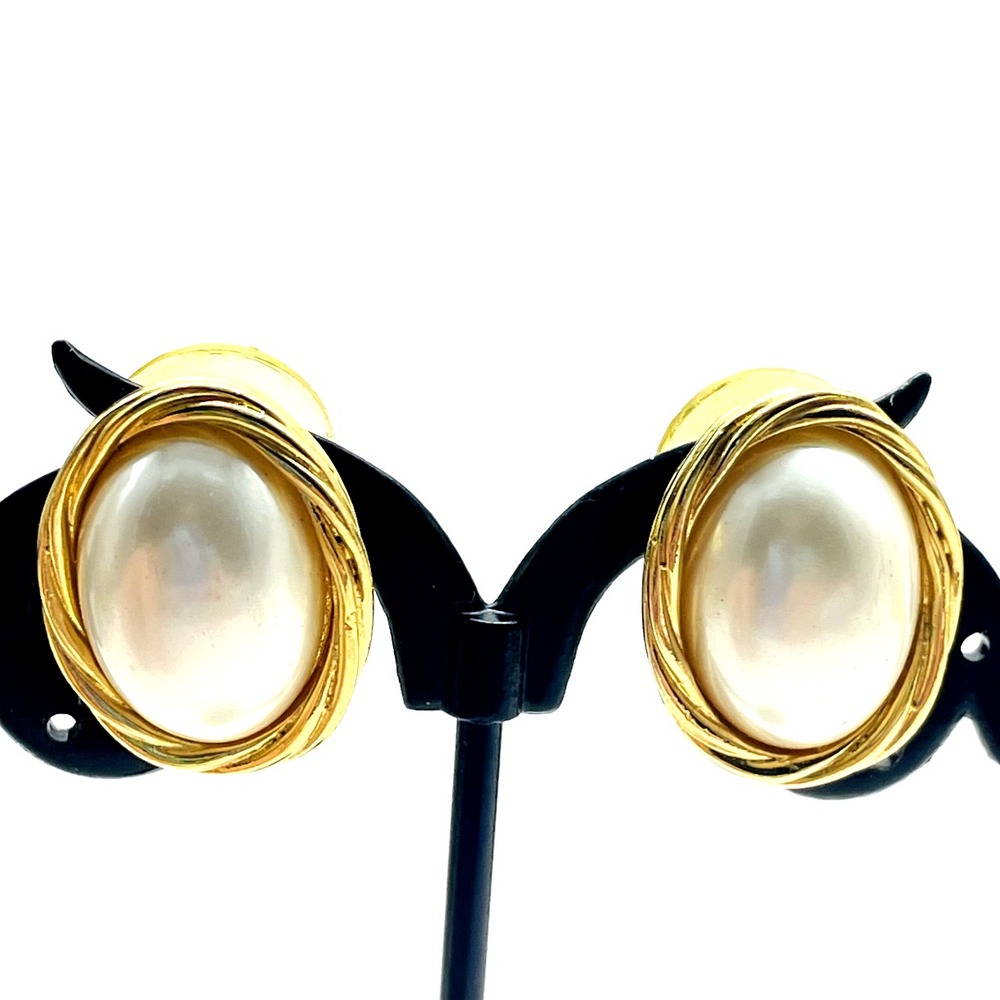 Signed Marvella Faux Pearl Gold Tone Pierced Earrings Vintage Oval Swirl Classic